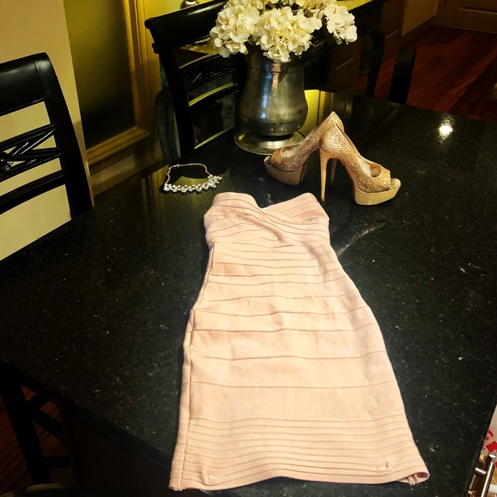 Hot Miami Styles Nude sleeveless bandage dress.